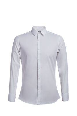 這幾件不一樣的&ldquo;白襯衫&rdquo;,為經(jīng)典注入全新的靈魂